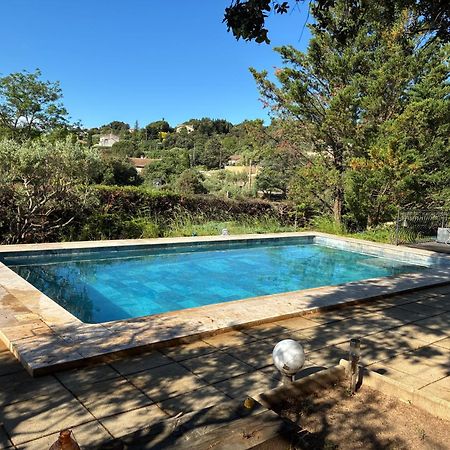 Gite 2 Chambres Avec Piscine Sernhac Экстерьер фото